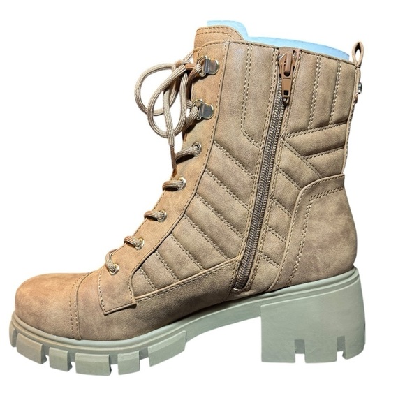 GBG by Guess Arisa Lug Sole Combat Boots 10M - Picture 3 of 9